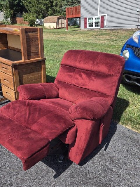 Maroon RECLINER 