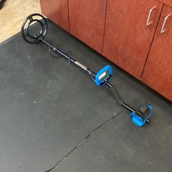Sporting Goods Metal Detector Gordon 