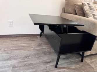 Lift-top living room table