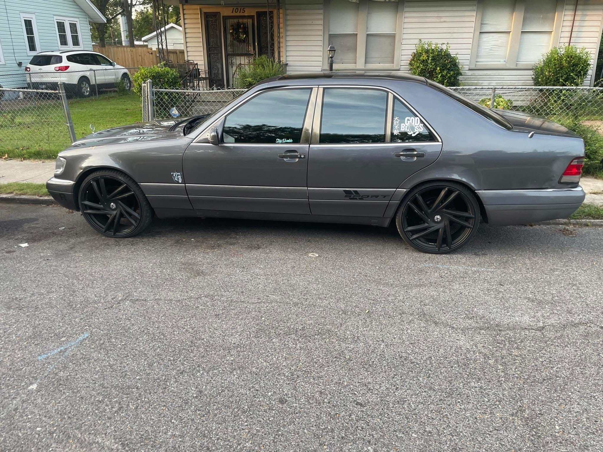 1999 Mercedes-Benz S-Class