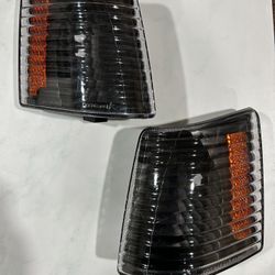Keep Cherokee Black Corner Lights 