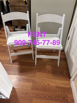 Chairs R,