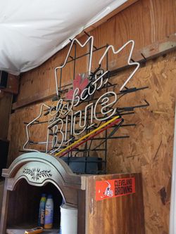 Neon Beer Sign