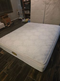 Cal King mattress and box springs