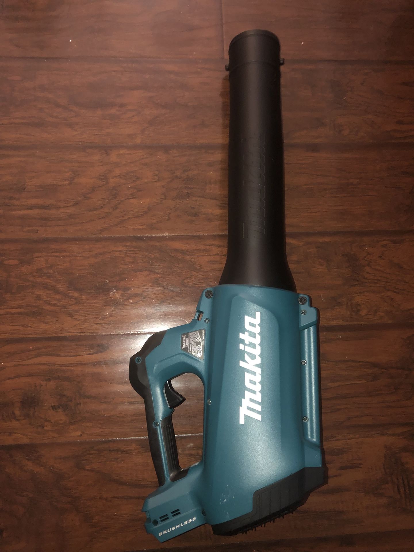 Makita Brushless Blower (Tool Only) No Battery No Charger