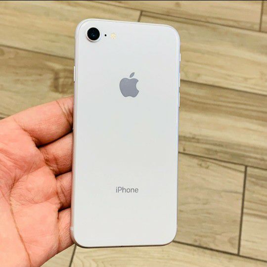 iPhone 8 64GB Unlocked like new / 60 days warranty  / It's a store Buy with Confidence 