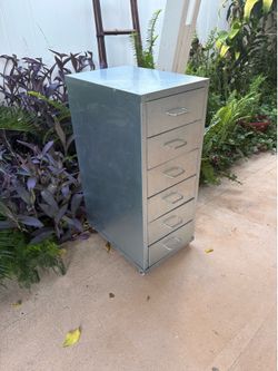 steel tool drawer for garage
