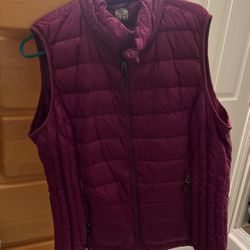 32 Degrees Vest Plum 