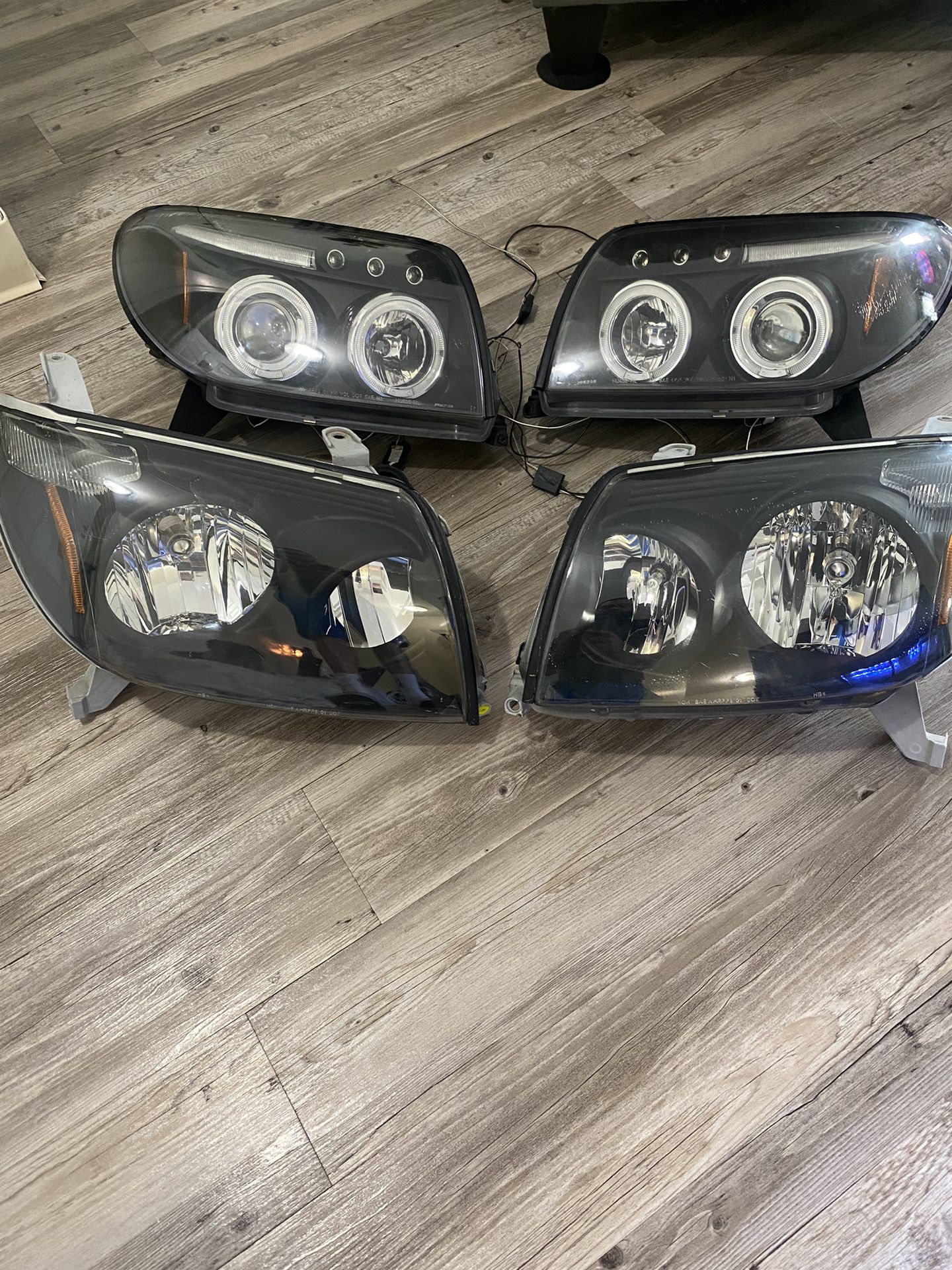 Toyota 4Runner Headlights 
