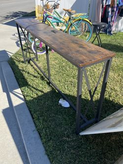 Bar Table
