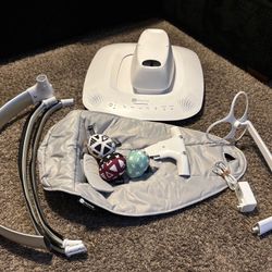 4moms mamaRoo Multi-Motion Baby Swing Bluetooth Enabled with 5 Motions Grey  Very lightly used!  The 4moms mamaRoo Multi-Motion Baby Swing in Gray is 