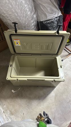 YETI Certified “Bear Resistant” Model  Tundra 65 Cooler Check Out My Other Listings 