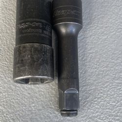 Snap On Tools Flip Impact 1/2 Inch Driver Socket 19/21MM with Snap On 6 Inches Impact Extension 