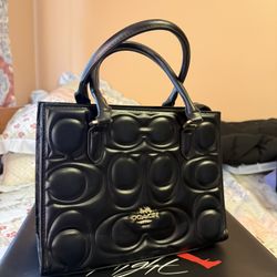 Women’s Coach Purse