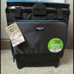 Igloo rolled cooler made from recycled plastic