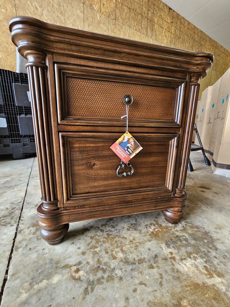 Brand New Nightstands Very Elegant NO ASSEMBLY REQUIRED!Heavy New in Box Very Large Wood 2 for $160 