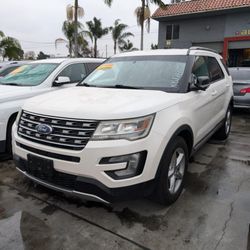 2017 Ford Explorer 