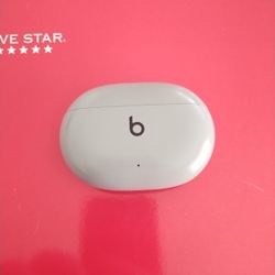Beats Studio buds 