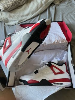 Jordan 4’s Red Cement  10.5