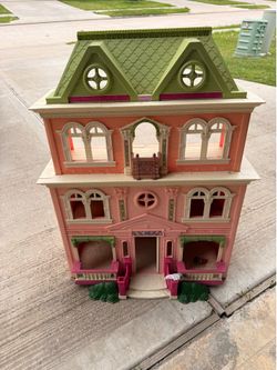 Fisher Price Loving Family  Grand Mansion Dollhouse 2008