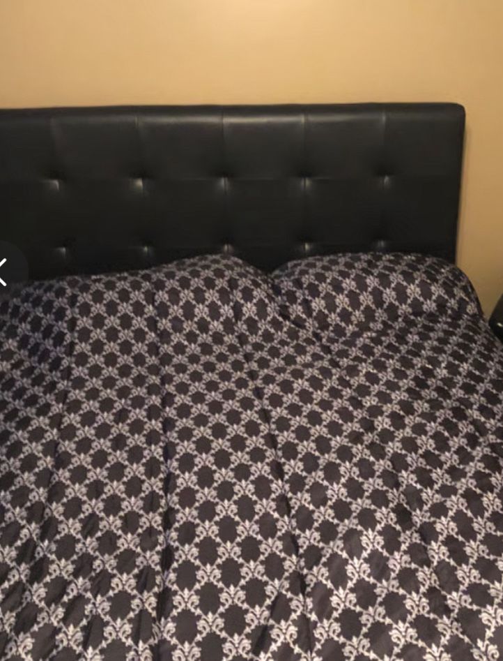 Bedroom set