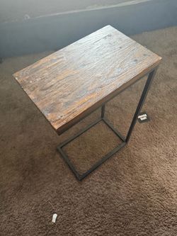 Industrial C-Shape Side Table