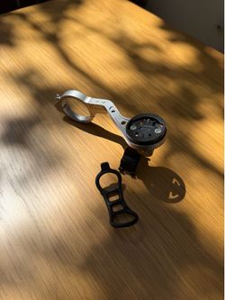 Out front bicycle stem mount