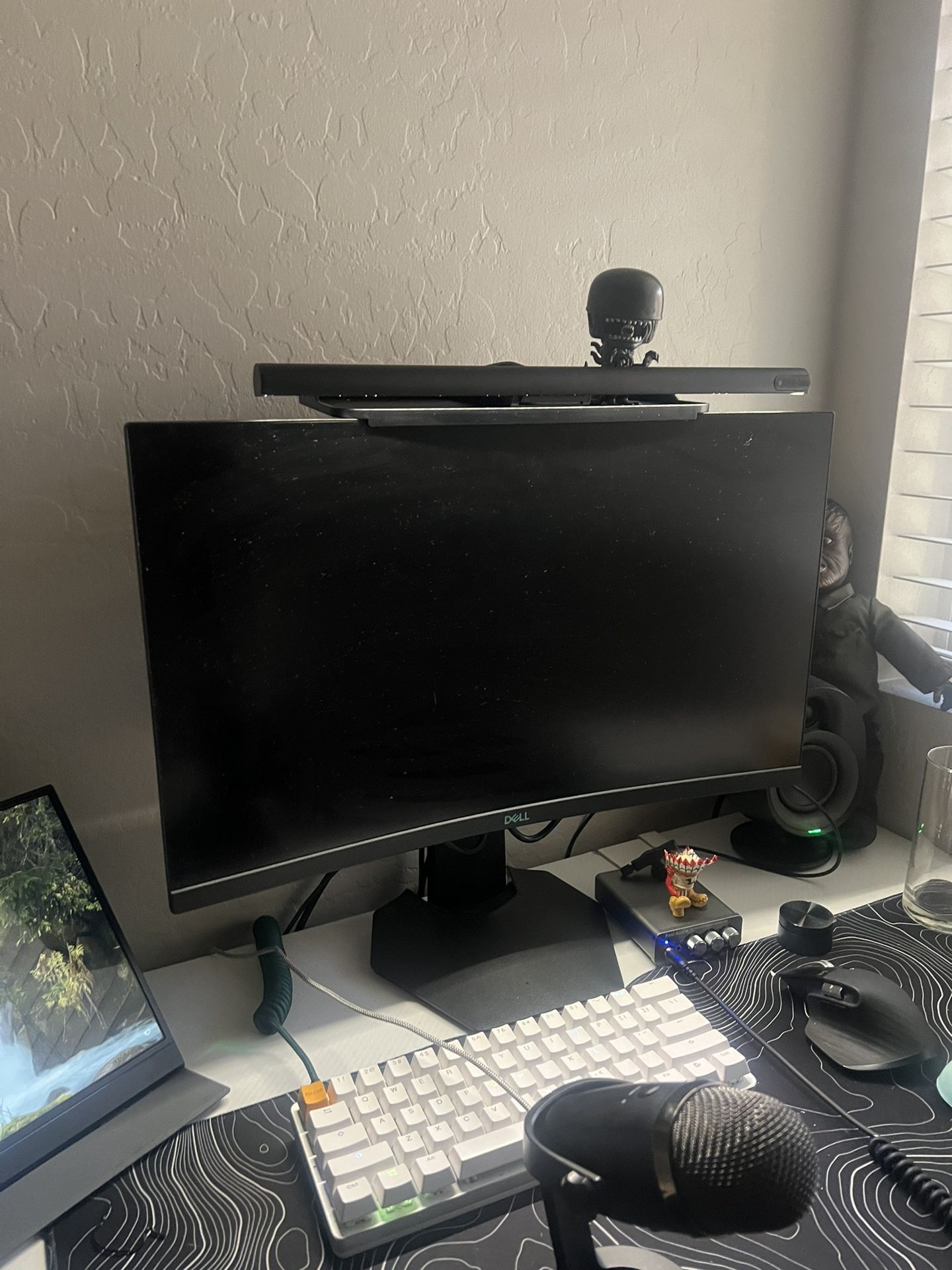 24inch DELL GAMING MONITOR 165hz 
