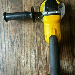 DEWALT 20V MAX Cordless 4-1/2 to 5 in. Grinder Tool Only