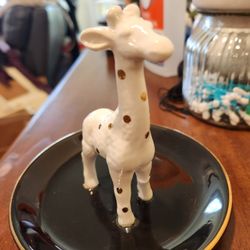 Giraffe With Gold Polka-dot S Dish