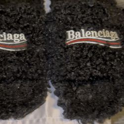 Balenciaga Slides Used Slightly 