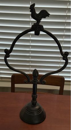 Vintage cast iron rooster towel holder