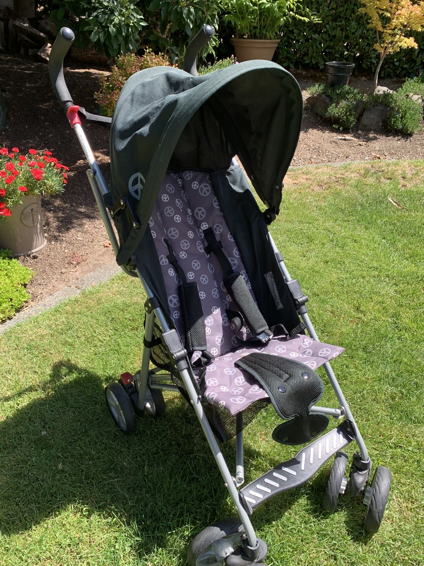 Folding Stroller Heavy Duty Like New $20