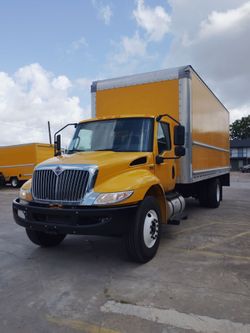2020 International MV 24Ft