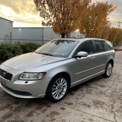 2009 Volvo V50