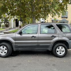 2005 Ford Escape