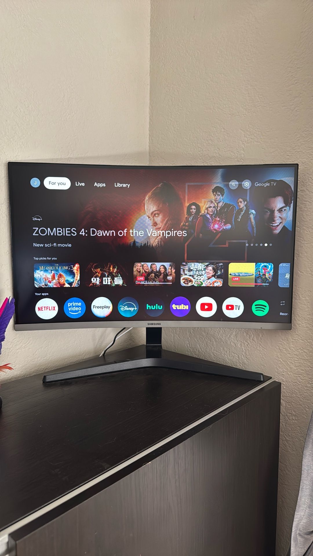 27” Samsung Curved Monitor HD 1080p