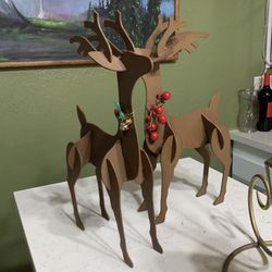 Tabletop Metal Reindeer Pair (sold as a set)