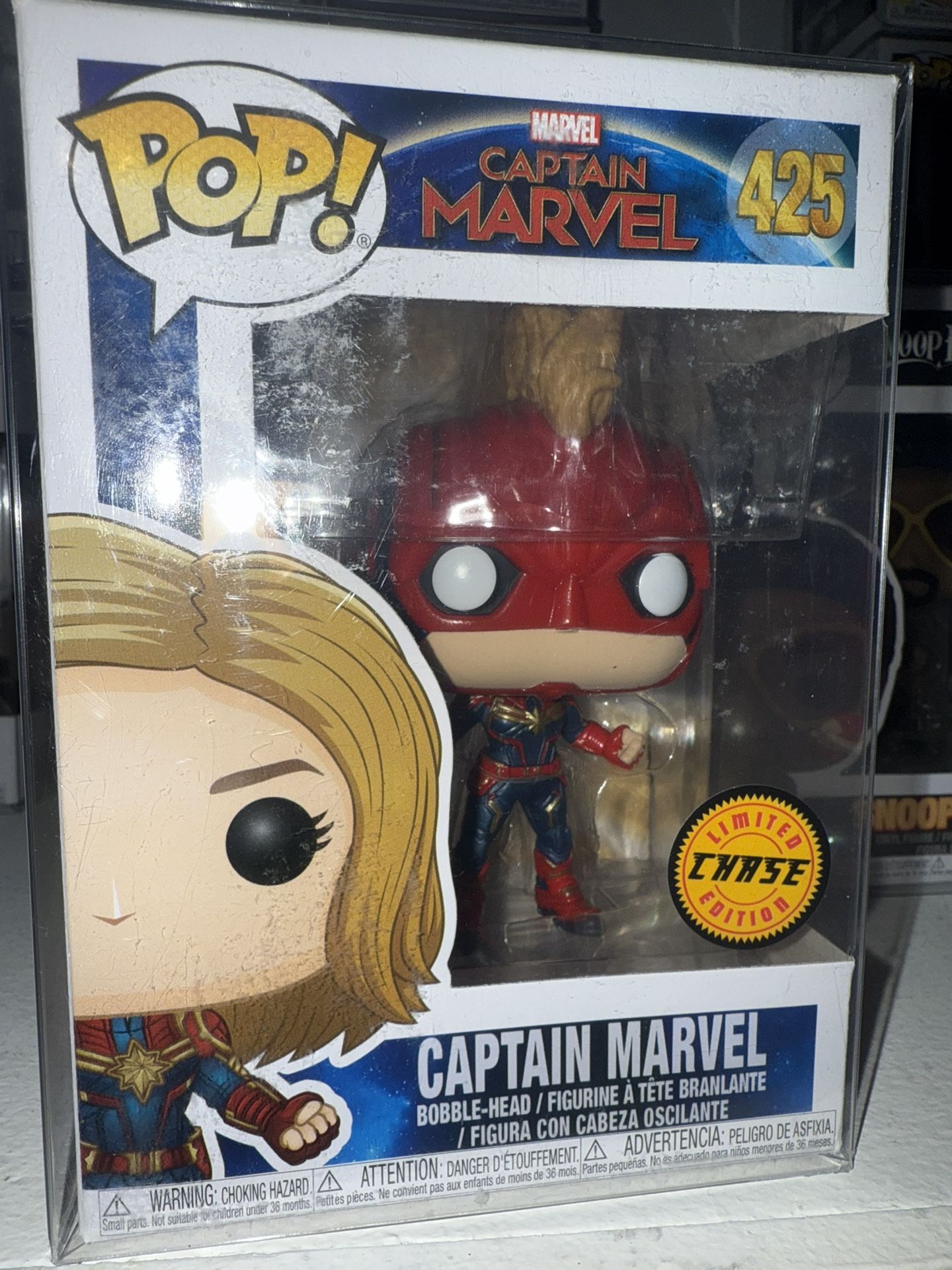captain marvel #425 funko pop(chase