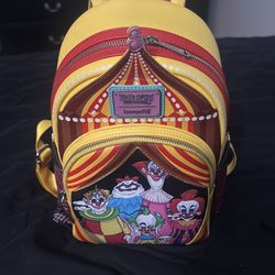 Killer klowns loungefly backpack
