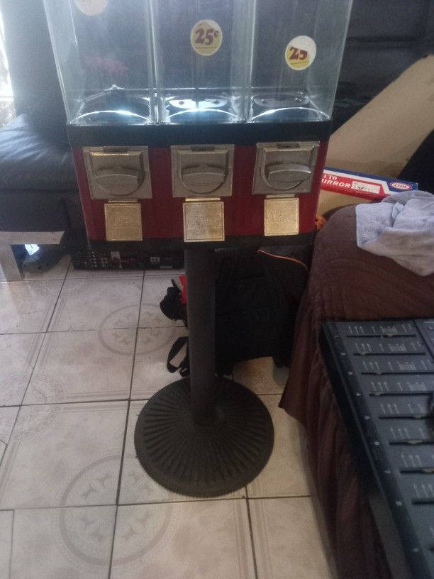 Gumball Machine - gumball Machine .$120