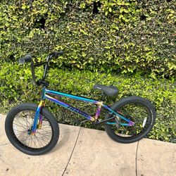 BMX BIKE