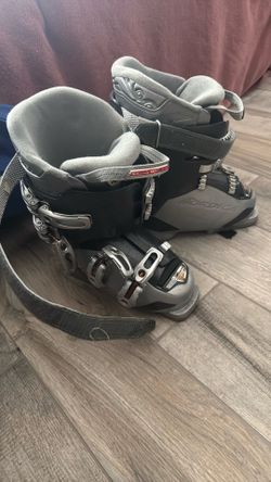 Ski Boots Size 275mm