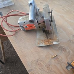 Black And Decker Circular Saw