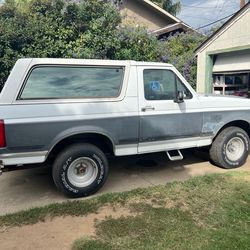 1992 Ford Bronco