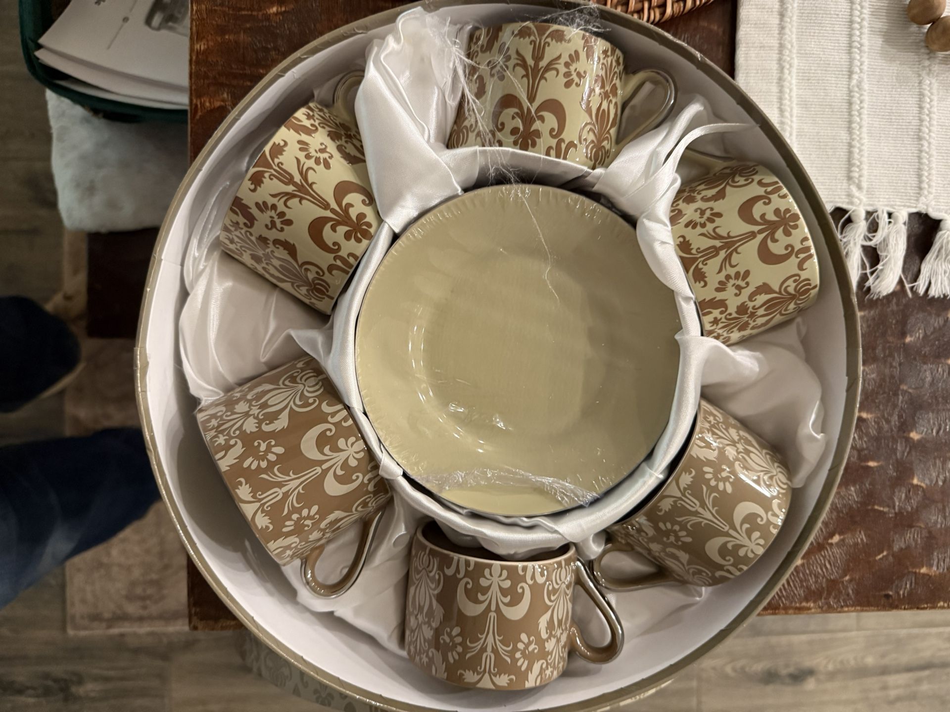 Beautiful Yedi Housewares mugs