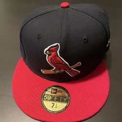 St Louis Cardinals New Era Cap Size 7 1/4 NEW for Sale in New