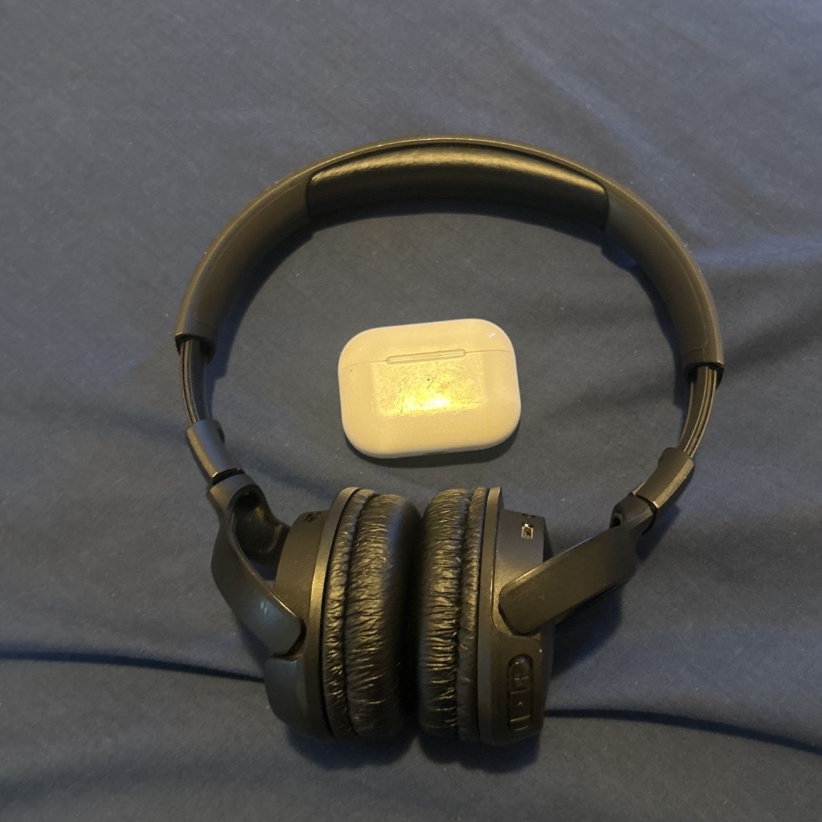 Jbl Headphones, AirPods Pro’s