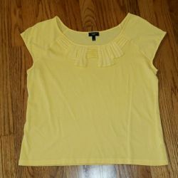 Talbots Petites Yellow Pleated Trim Scoop Neck Cap Sleeve Tee Size: LP