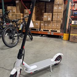 Electric scooter